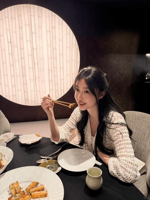 潘玮柏上海豪宅过年 妻子晒24道菜年味浓