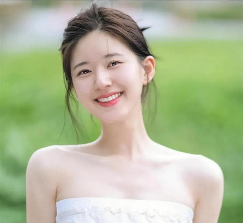 娱乐圈潜规则曝光_明星背后交易内幕_女明星被污