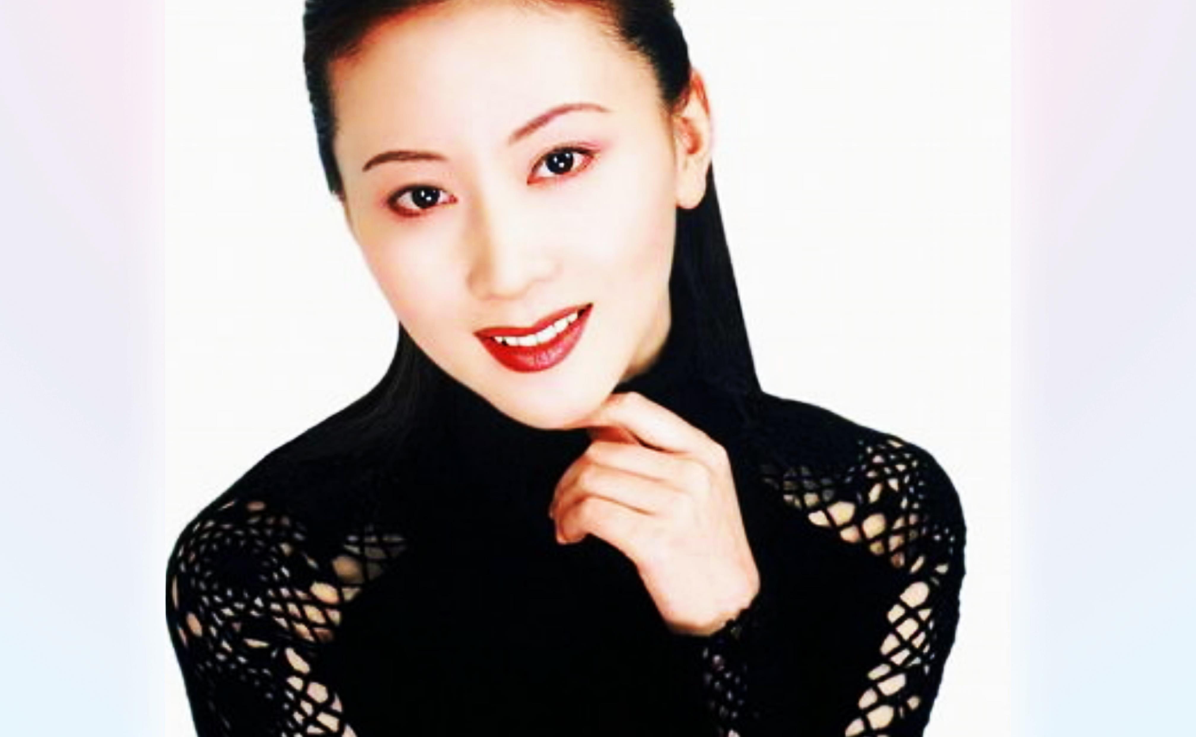 汤加丽人体艺术写真_人体模特争议_中国女明星人体艺术